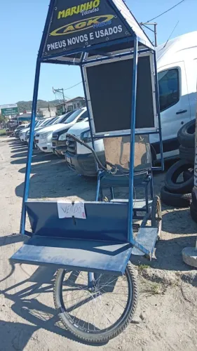 Bicicleta triciclo para propaganda