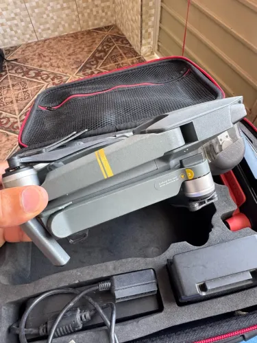 VENDO DRONE DJI MAVIC PRO PERFEITO ESTADO DE CONSERVAÇÃO.