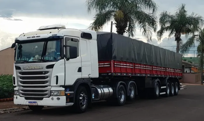 Vendo caminhão Scania G360 automático com carreta 4°eixo noma.