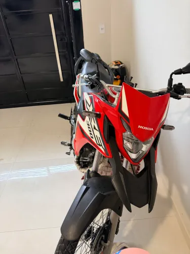 XRE 300 Abs Rally, moto extra para exigente