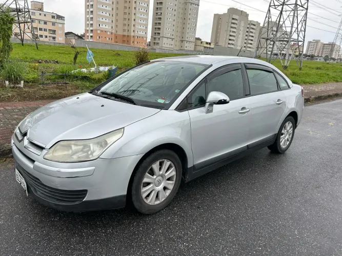Citroen C4 Pallas GLX 2.0/2.0 Flex 16V Mec. 2010