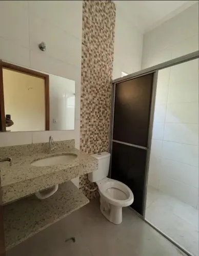 VENDO ESTA CASA PARTE BAIXA