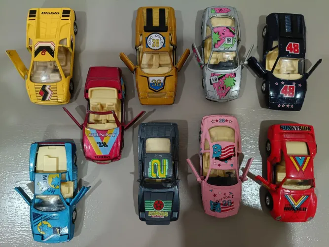 Carrinhos miniaturas antigos colecionáveis marca Sunnyside 