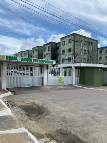 BD - Apartamento 2 quartos no Residencial Petrópolis II com garagem privativa aceita finan