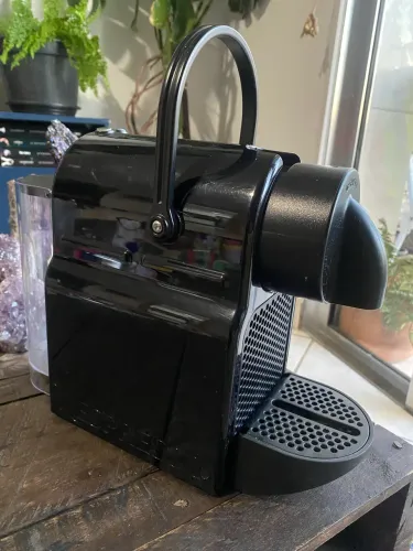 Cafeteira Nespresso Inissia