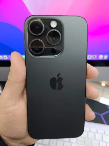 iPhone 15 pro 256gb