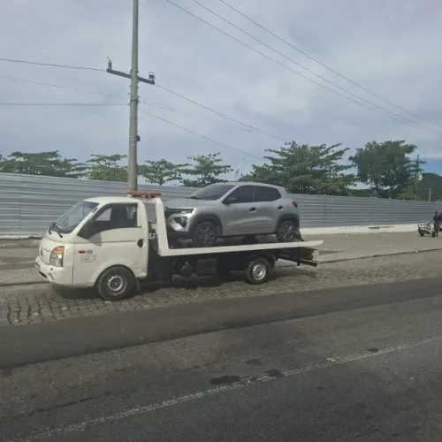 Caminhão Reboque HR pra quem quer trabalhar perfeito estado tudo ok