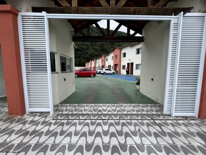Casa em Condomínio para Venda em Mongaguá, Pedreira, 2 dormitórios, 1 suíte, 2 banheiros,