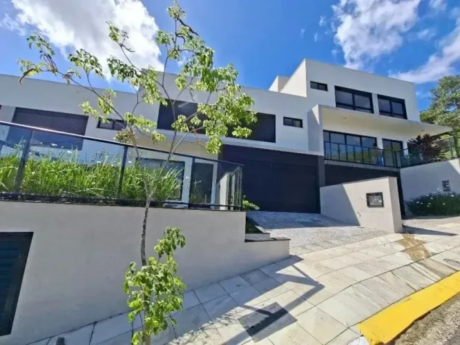 Casa para Locação em Florianópolis, João Paulo, 3 dormitórios, 3 suítes, 4 banheiros, 2 va