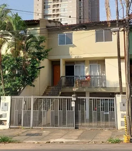 Sobrado à venda no bairro Setor Bueno - Goiânia/GO