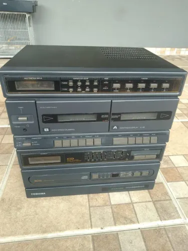 Som 3 em 1 - Toshiba CM-3239CD
