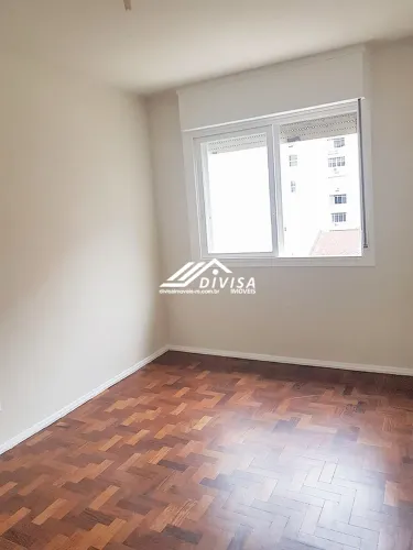 DIVISA VDE  AP 01 DORM REFORMADO, PROXIMO A IGREJA MATRIZ E SUPERMERCADO ZAFFARI.