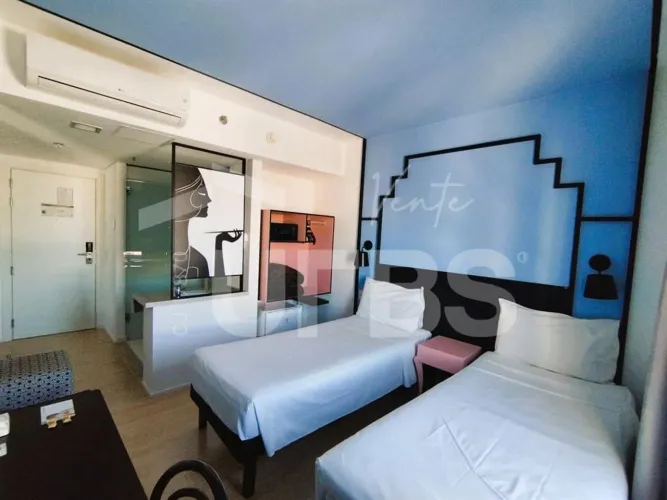 5 Flats Ibis Hotel