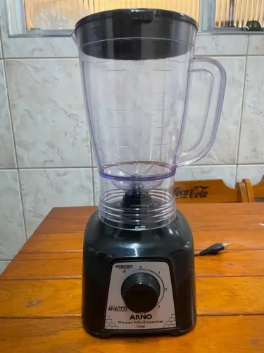 Liquidificador Arno - Ótimo estado.