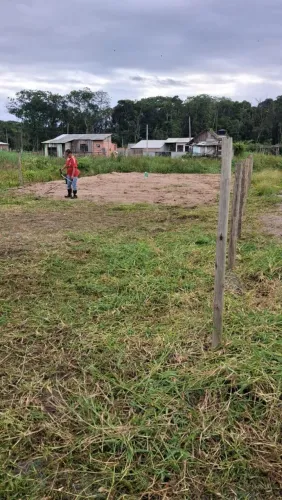 Terreno em praia de leste