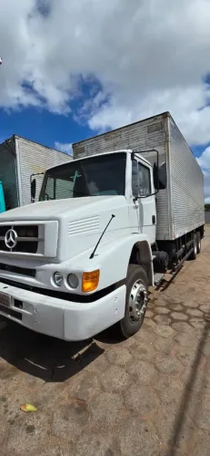 Mercerdes 1620 Trucado Baú