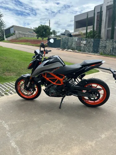 Ktm duke 390 2022