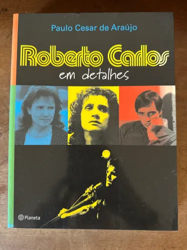Livro Raro Roberto Carlos Em Detalhes (Biografia Proibida)