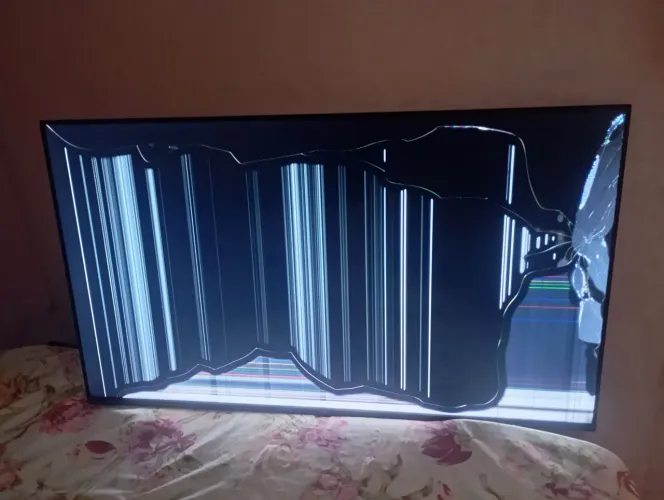 TV smart com defeito 