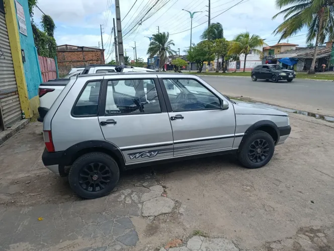 Fiat Uno Mille Celeb. WAY Econ. 1.0 F.flex 4P 2010