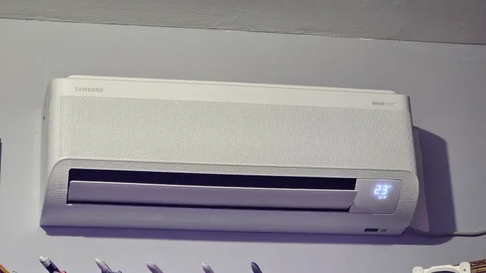 Ar Condicionado Samsung WindFree 9000btus Frio - 220v
