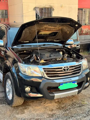 Toyota Hilux CD Limited 4X4 3.0 TDI Diesel Aut. 2015