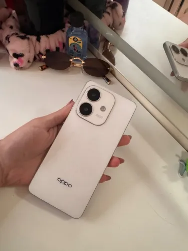 OPPO A60