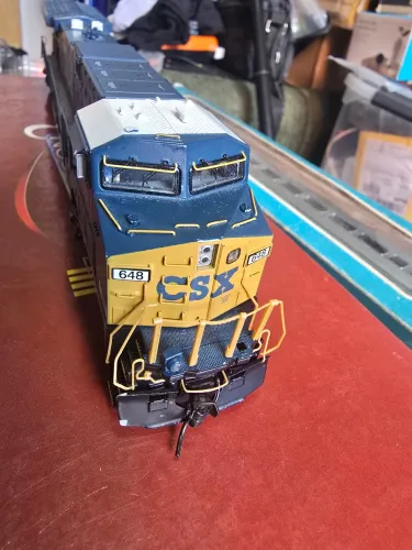 Locomotiva HO AC6000 CSX Paragon 2 DCC de som e movimento