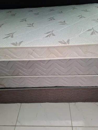 Vendo cama casal
