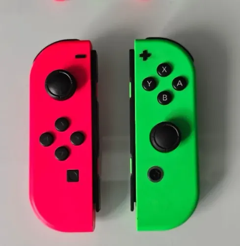 Par de JOY-CONs Rosa Neon e Verde Neon para Nintendo Switch