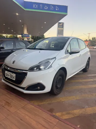 Peugeot 208 Active 1.2 Flex 12V 5P Mec. 2017