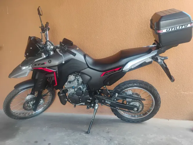 Lander 250 conected com ABS