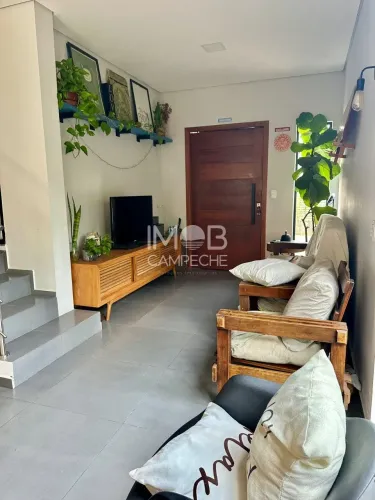 Casa com 3 dormitórios à venda no Rio Tavares - Florianópolis/SC