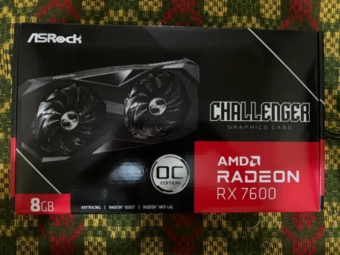 Placa de vídeo RX 7600 8gb NOVA LACRADA AsRock Challenger AMD