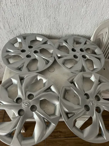 Vendo calota 15 original do HB20