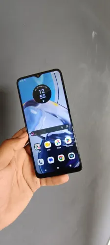 Moto e22