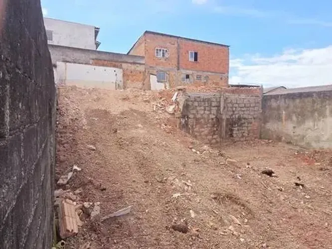 Monte Cristo terreno vendo limpo próximo ao Jardim Atlântico