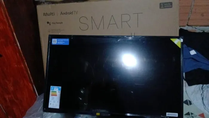 TV 32 SMART