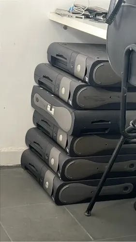 Computador para retira de peça