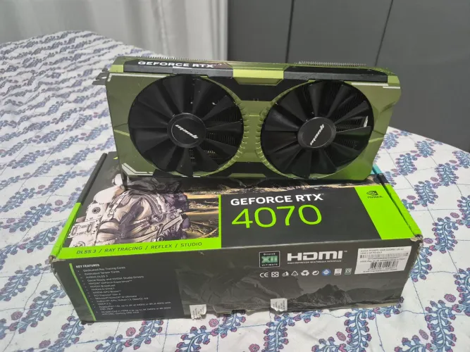 Placa de video Nvidia rtx 4070 12GB