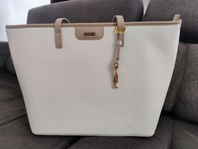 Bolsa Santa Lolla