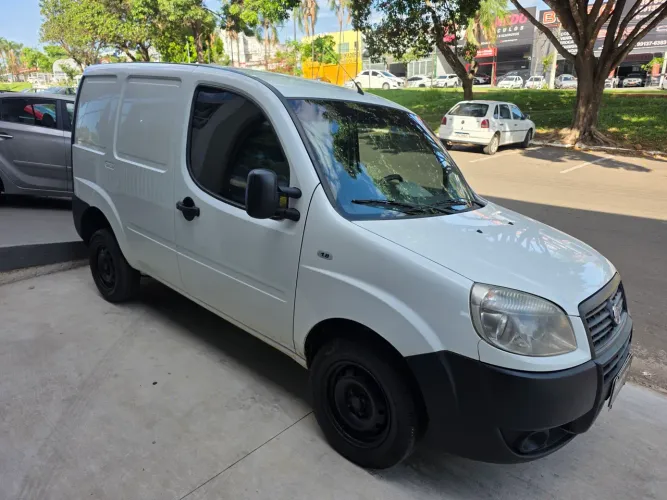 Fiat Doblo Cargo 1.8 MPI Fire Flex 8v/16v 4P 2012