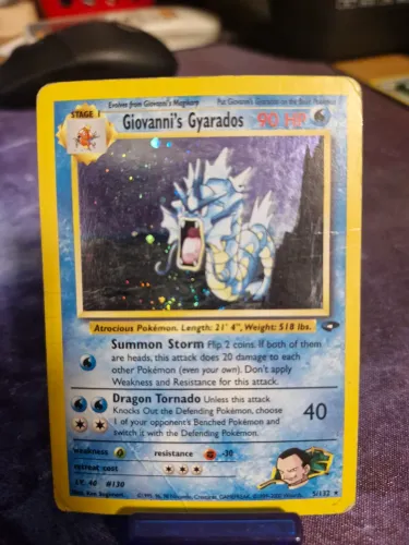Carta pokémon Giovanni's Gyarados