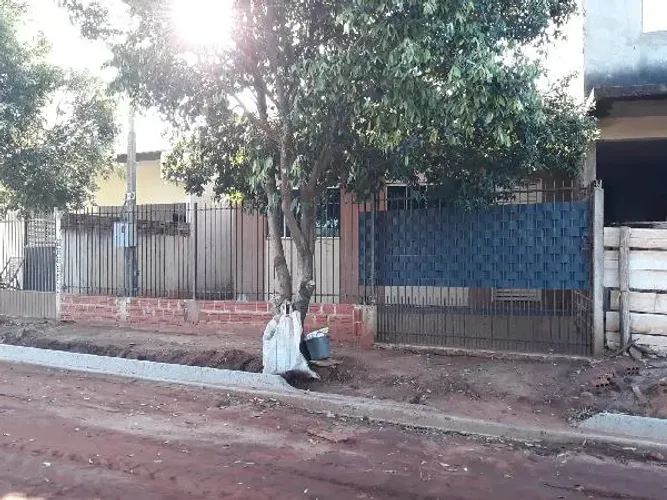 Imóvel em local estratégico Casa no Centro, Santo Antonio do Caiua - PR, Nº 287, 3 quarto