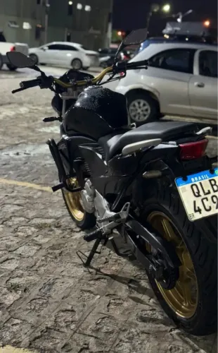 Cb300 2015 revisada vendo ou troco
