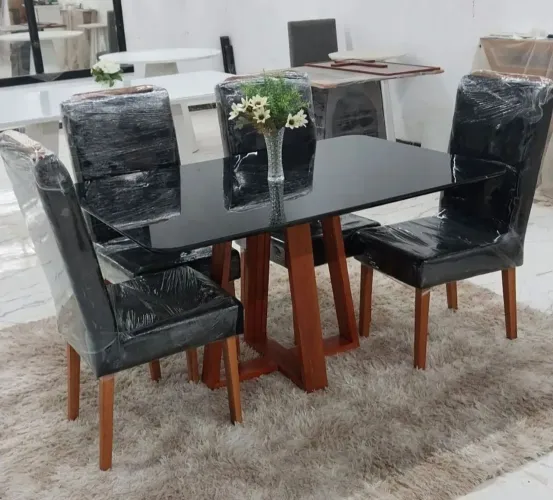 Mesa Mais Cadeiras Laca Vidro Prero e Cadeiras preta Tampo 1.20x80