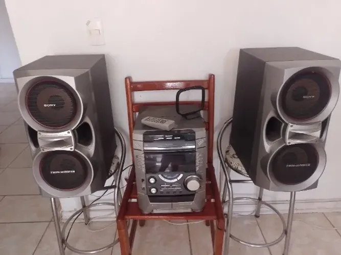 Aparelho de som Sony antigo 