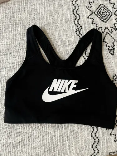 Top Nike TAM P.