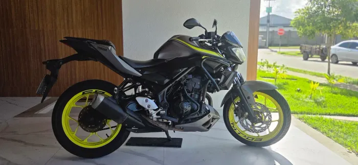 Yamaha Mt-03 Extra.