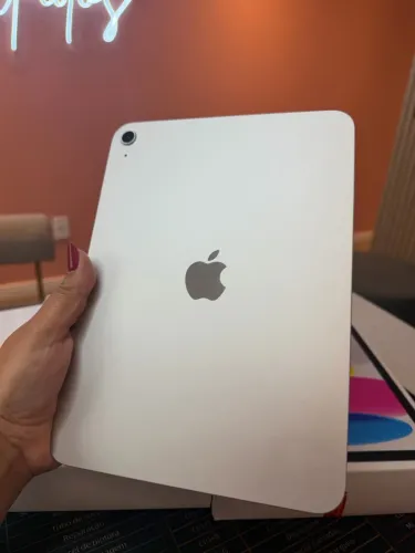 iPad 11 128 GB semi novo c/ garantia Apple oportunidade